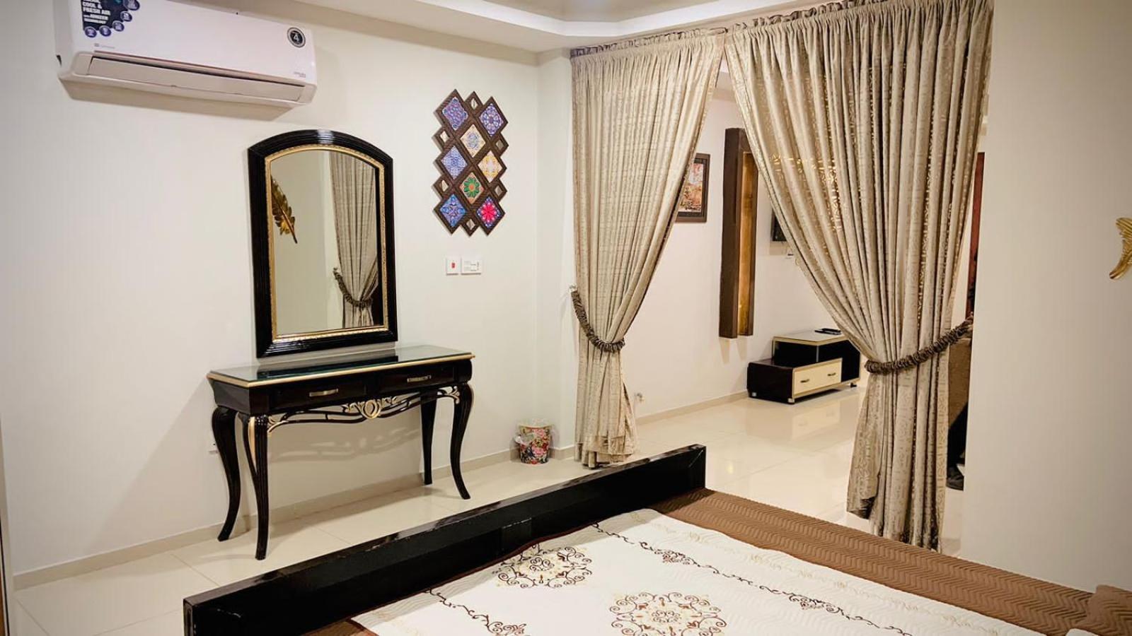 Royal Galaxy Hotel & Residence - Near Islamabad International Airport & Motorway Экстерьер фото