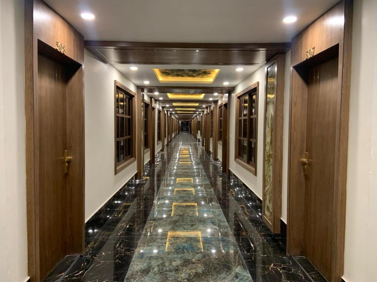 Royal Galaxy Hotel & Residence - Near Islamabad International Airport & Motorway Экстерьер фото