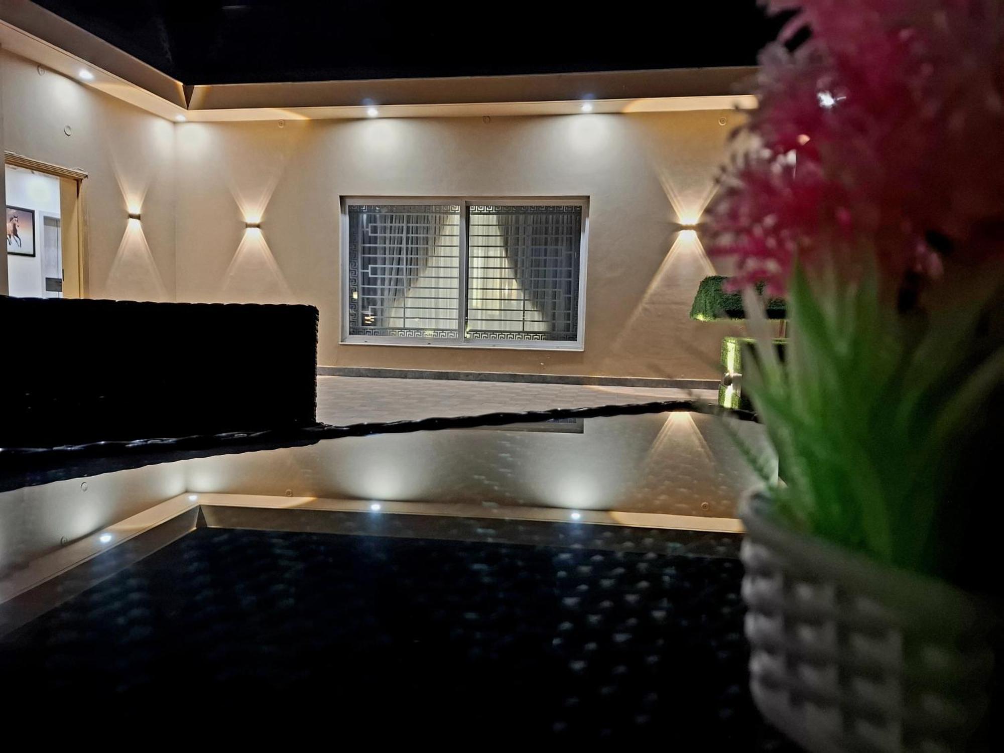 Royal Galaxy Hotel & Residence - Near Islamabad International Airport & Motorway Экстерьер фото