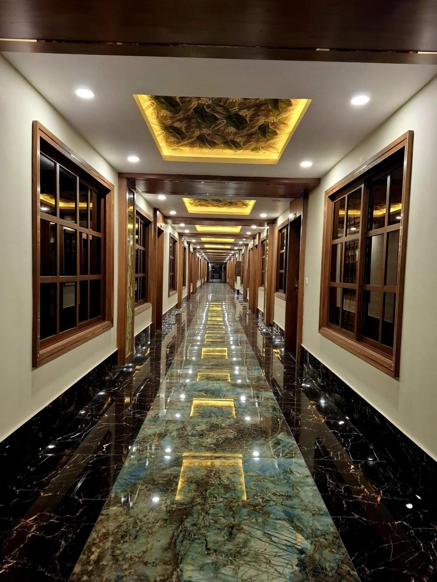 Royal Galaxy Hotel & Residence - Near Islamabad International Airport & Motorway Экстерьер фото
